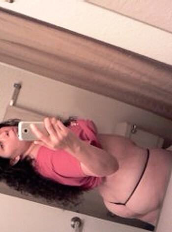 ugly old whore - Photo 8