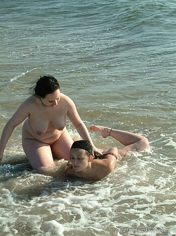 """
Fucking huge tits, bitches gettin pounded at the shore!
"""