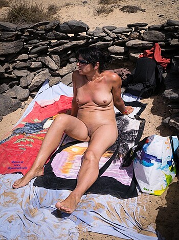 Nudist Beach 14 - Photo 10