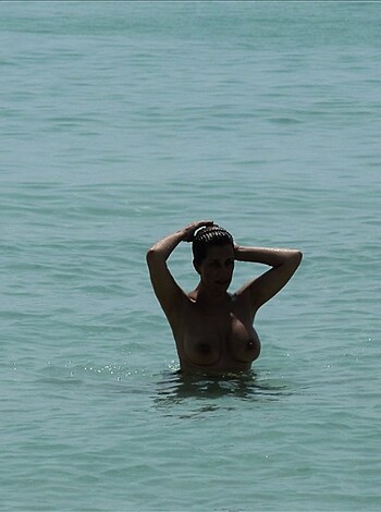 Nudist Beach 51 - Photo 14