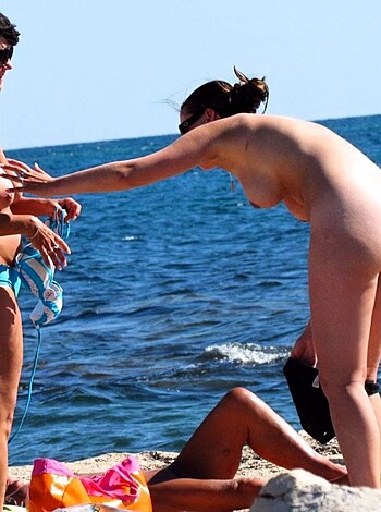 Nudist Beach 01 - Photo 96