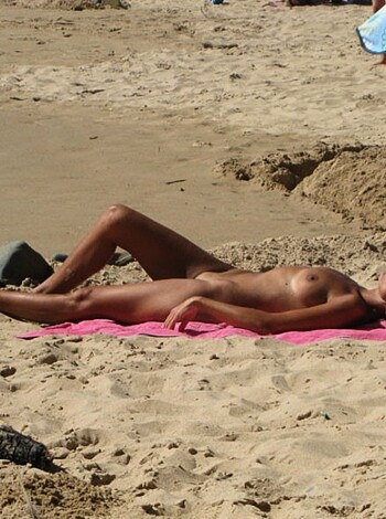 Nudist Beach 01 - Photo 106
