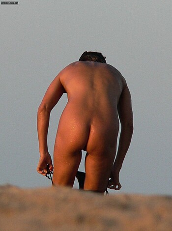 Nudist beach 61 - Photo 25