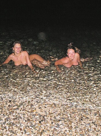 Sunny Nudist Beach Pictures Of Cute Girls - Photo 5
