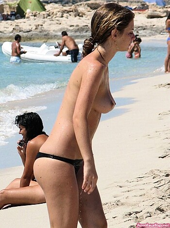 Sunny Nudist Beach Pictures Of Cute Girls - Photo 21