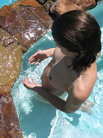 Ex-Girlfriend Shows Everything - Photo 2