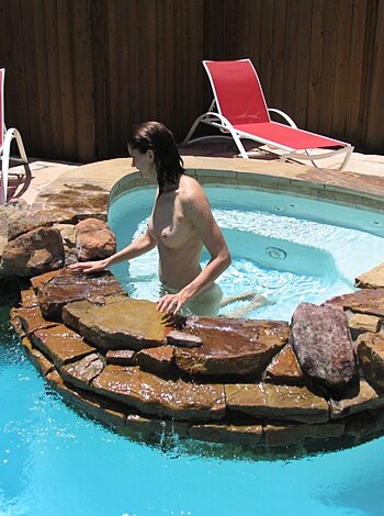 Ex-Girlfriend Shows Everything - Photo 3