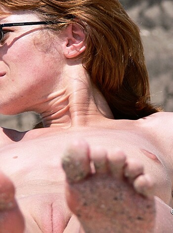 Nude Girls on the Beach - 300 - Photo 7