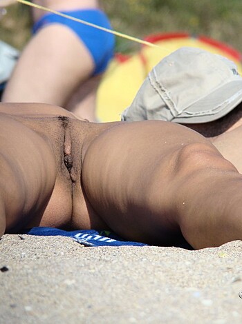 Nude Girls on the Beach - 357 - Photo 38