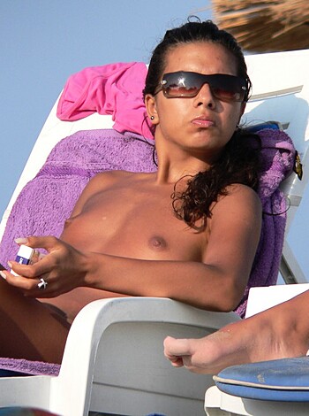 Topless Girls on the Beach - 164 - Photo 1