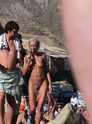 Nude Girls on the Beach - 234 - Photo 7