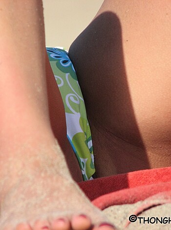 Topless Girls on the Beach - 198 - Photo 28
