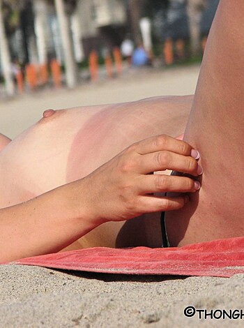 Topless Girls on the Beach - 198 - Photo 33