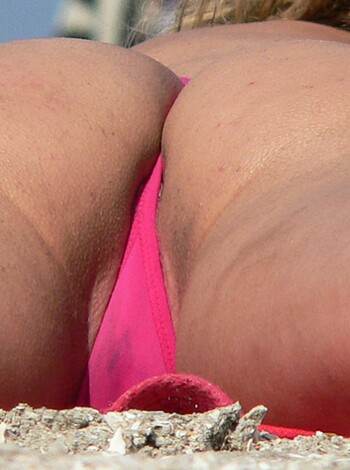 Topless Girls on the Beach - 154 - Part 2 - Photo 1