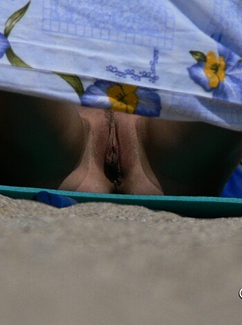 Nude Girls on the Beach - 289 - Photo 44
