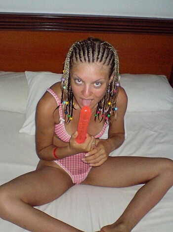 "Here's a fucking picture of a fatass bitch chillin' on her ass, eating a goddamn candy bar."