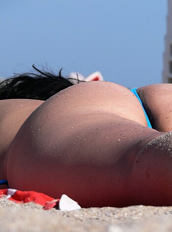 Topless Girls on the Beach - 287 - Photo 19