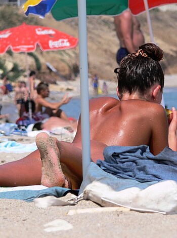 Nude Girls on the Beach - 224 - Photo 12