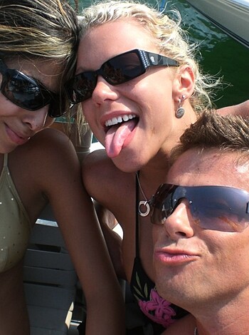 19 YO Teens From Hamburg Are So Horny - Photo 9