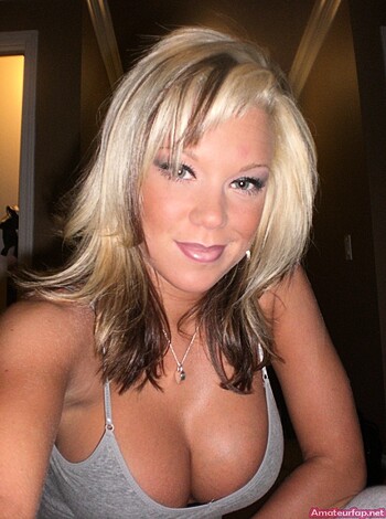 19 YO Teens From Hamburg Are So Horny - Photo 16