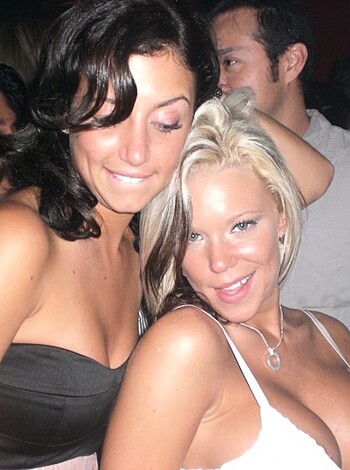 19 YO Teens From Hamburg Are So Horny - Photo 18