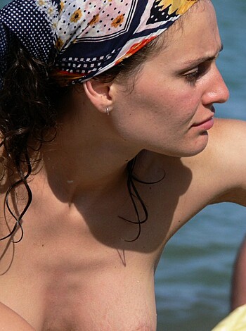 Nude Girls on the Beach - 167 - Photo 6
