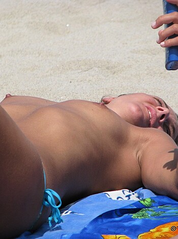 Topless Girls on the Beach - 224 - Small Tits - Photo 38