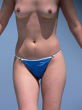 Topless Girls on the Beach - 021 - Photo 47