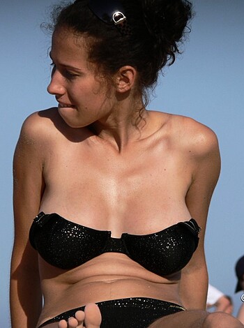  Topless Girls on the Beach - 263 - Young Tits - Photo 7