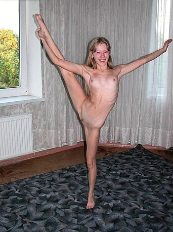 "Here's a picture of some hot chick showing off her fit ass with a fucking split, and flexing those muscular tits like a motherfucker."