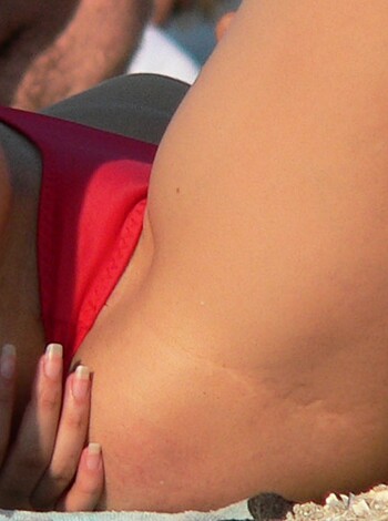  Topless Girls on the Beach - 118 - Photo 29