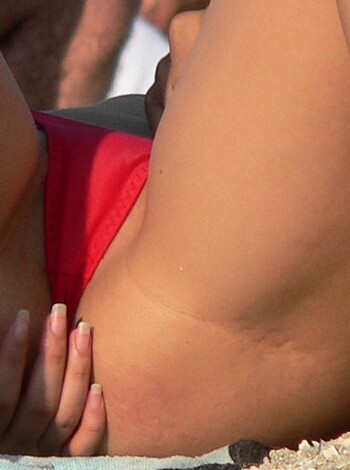  Topless Girls on the Beach - 118 - Photo 28