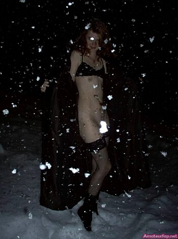 Russia In The Winter Busty Babes - Photo 33