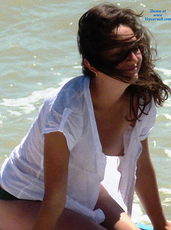111004 - Lifes A Beach - Photo 3