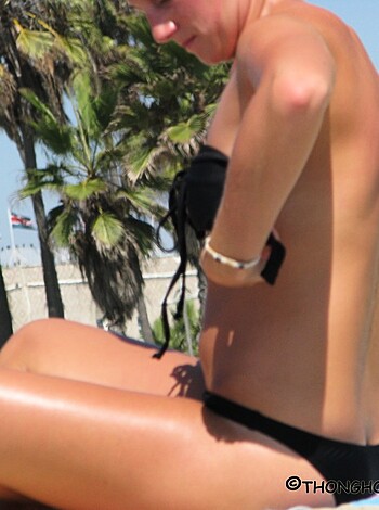 Topless Girls on the Beach - 069 - Part 3 - Photo 19