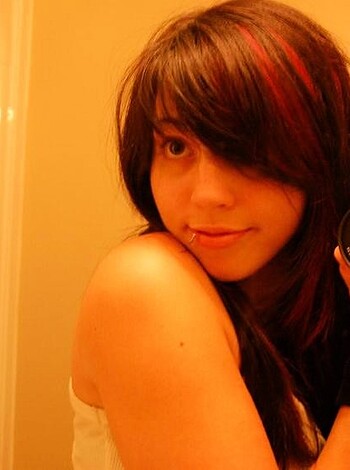 ASSorted Solo or in-action mostly teens - Photo 65