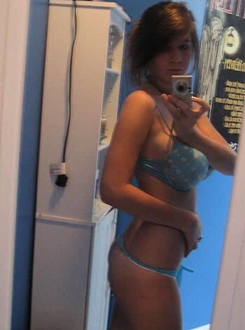 ASSorted Solo or in-action mostly teens - Photo 292
