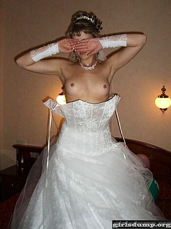 ASSorted Solo or in-action mostly teens - Photo 321