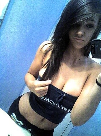 ASSorted Solo or in-action mostly teens - Photo 447
