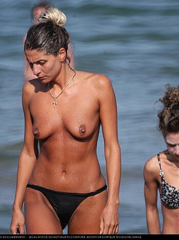 Topless Girls on the Beach - 020 - Part 2 - Photo 28