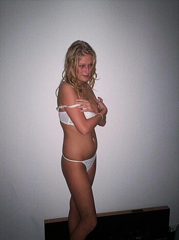 Horny blond teen - Photo 25