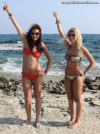 Beach - Natalie and Danielle - Photo 55