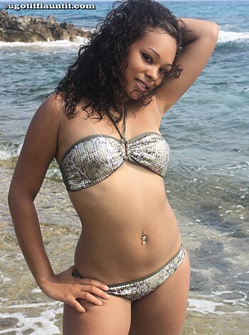 Beach - lacey and friends 4 - Photo 33