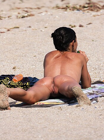 Nude Girls on the Beach - 145 - Photo 30