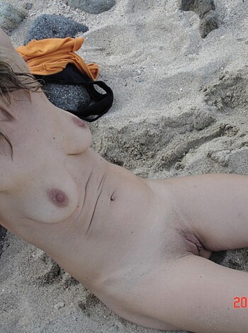 131012 - Lifes A Beach - Photo 3