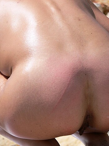 Nude Girls on the Beach - 216 - Photo 20