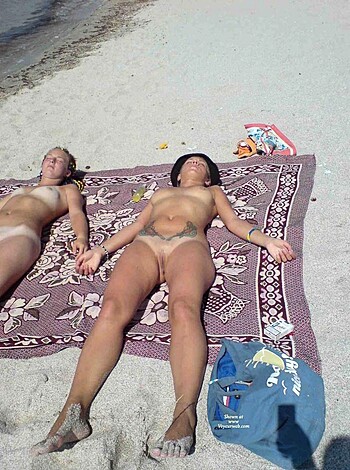 110610 - Lifes a Beach - Photo 6