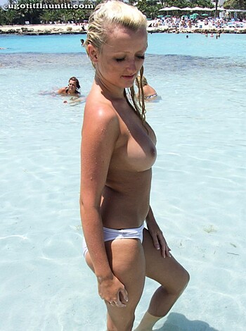 Beach - Bolton Girls 3 - Photo 50
