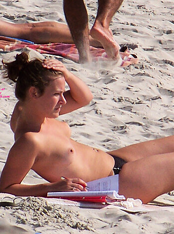 111006 - Lifes A Beach - Photo 24