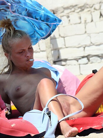  Nude Girls on the Beach - 258 - Photo 30